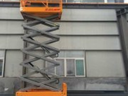 升降(jiang)舞台(tai)價格(ge)-西安(an)升降(jiang)機哪(na)家好(hao)